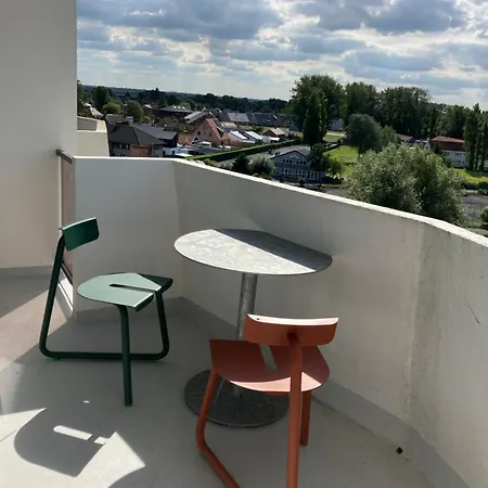 Cosy Aan Zee Met Prive Parking Apartman