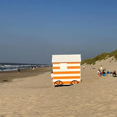 Apartment Cosy Aan Zee Met Prive Parking